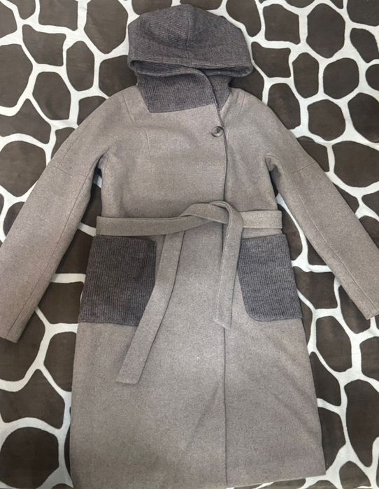 Продам женское кашемировое пальто