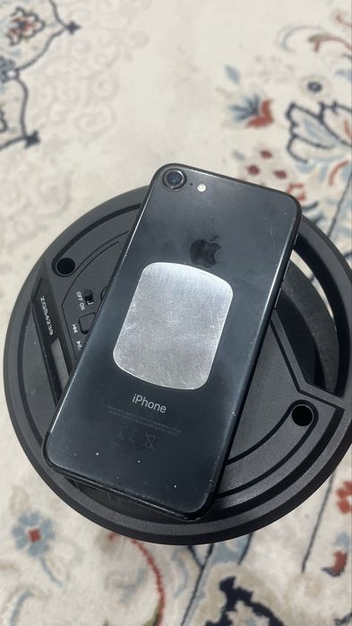 Айфон 7 ………………..