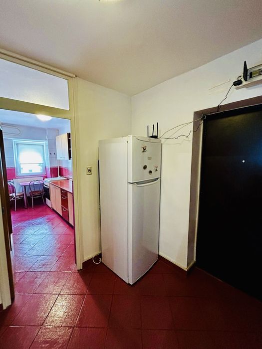 Garsonieră SPAȚIOASĂ - Lacul Tei - De închiriat