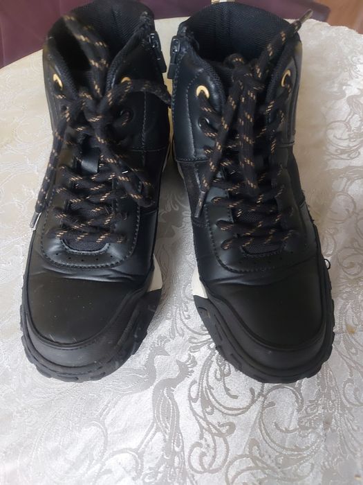 Детски черни кожени боти