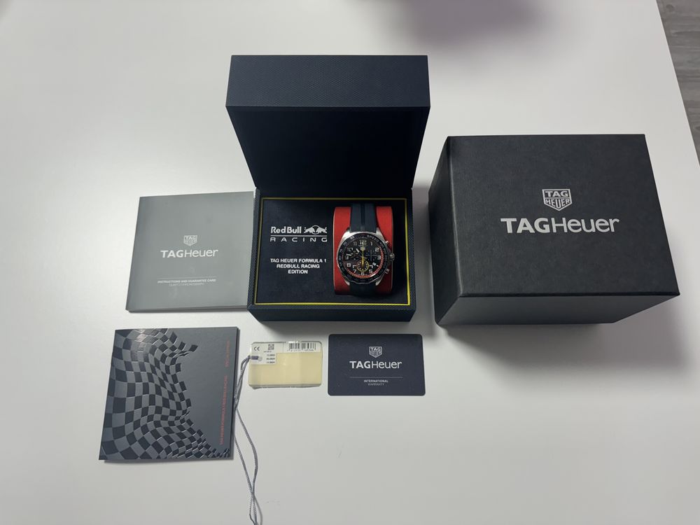 SPECIAL EDITION TAG HEUER formula 1 chronograph X red bull racing