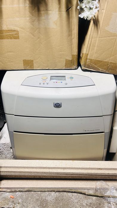 Цветной Hp Color Laserjet 5500dn