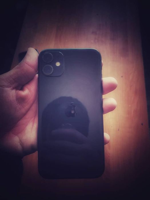 Айфон 11 64гб…….