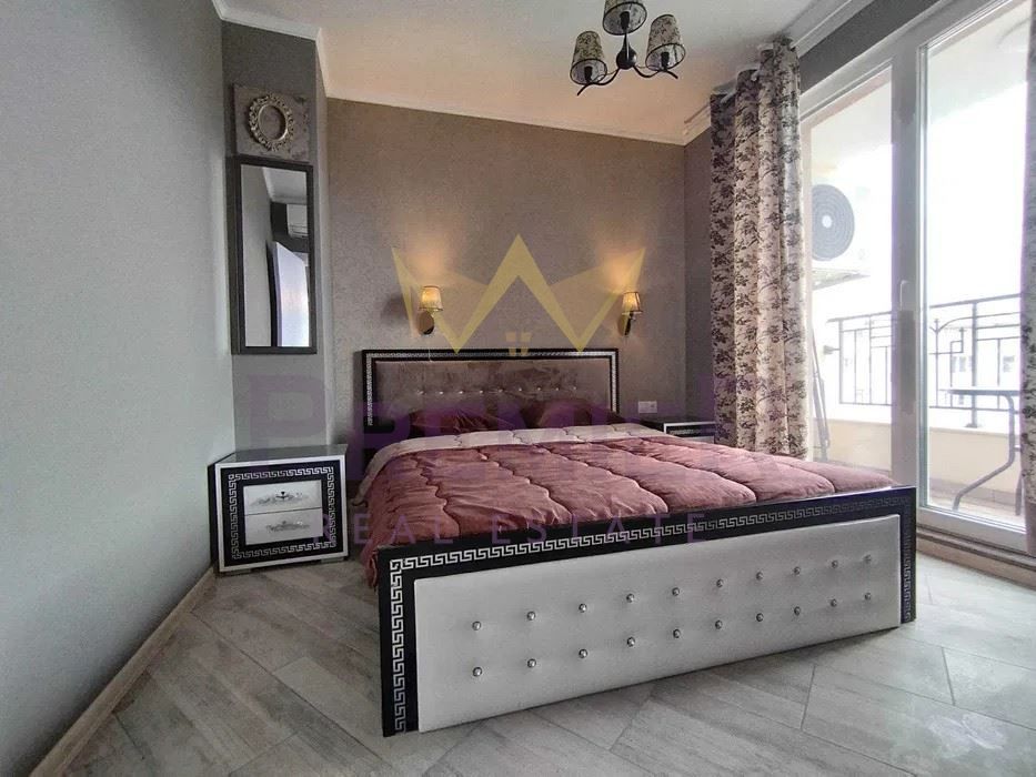 Дава се под наем Четиристаен апартамент в Варна, Чайка - 140 кв.м за 900 € - Снимка #7