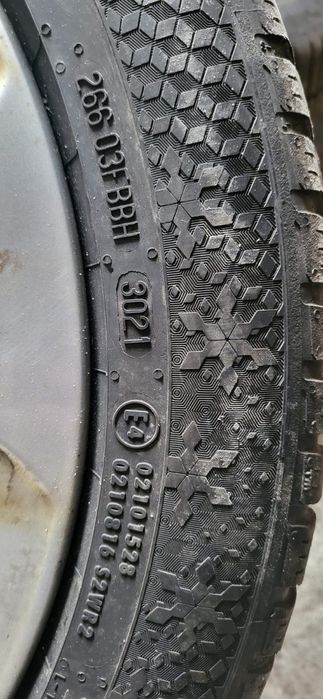 Vând 4 cauciucuri Continental +jante