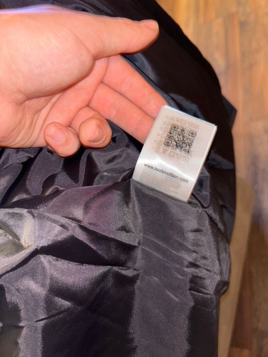 яке Louis Vuitton 199,90lv