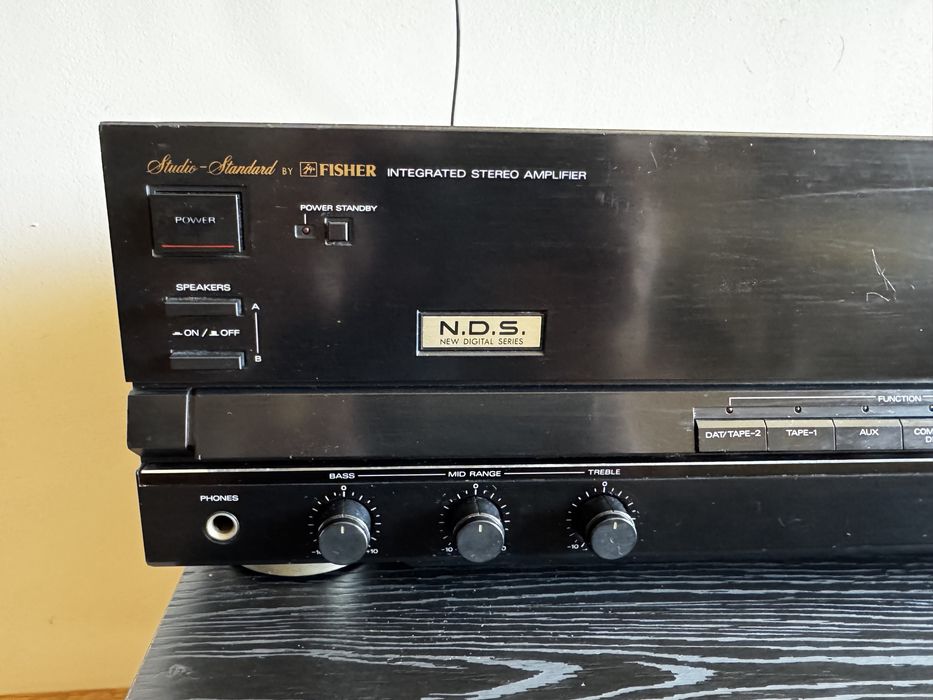 Fisher ca-905 Японски с Bluetooth 80W 8Ohm