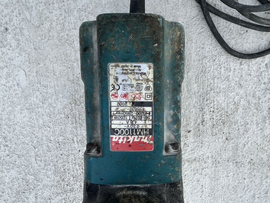 Къртач Makita HM1100C
