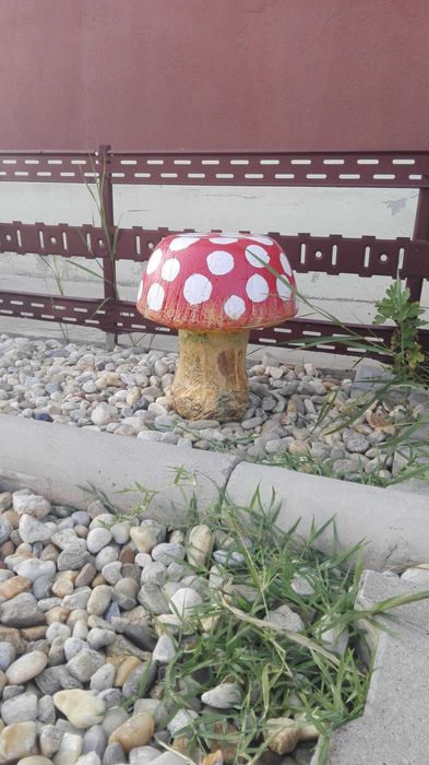 ornament gradina CIUPERCA