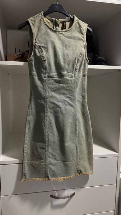H&M дънкова рокля