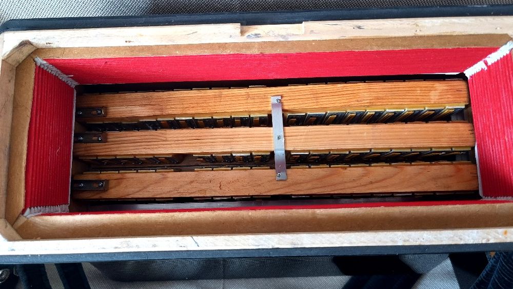 Acordeon italian Infinito 96 basi