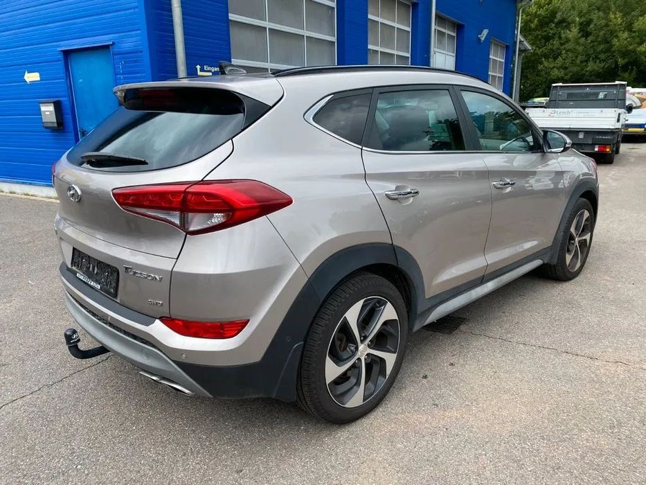 Hyundai Tucson ,Panorama,Piele,Navi,Posibilitate leasing/ Rate fixe