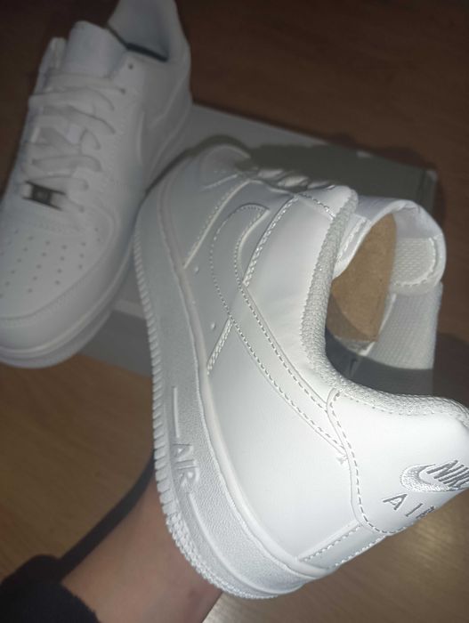 Air force 1 marime 41.