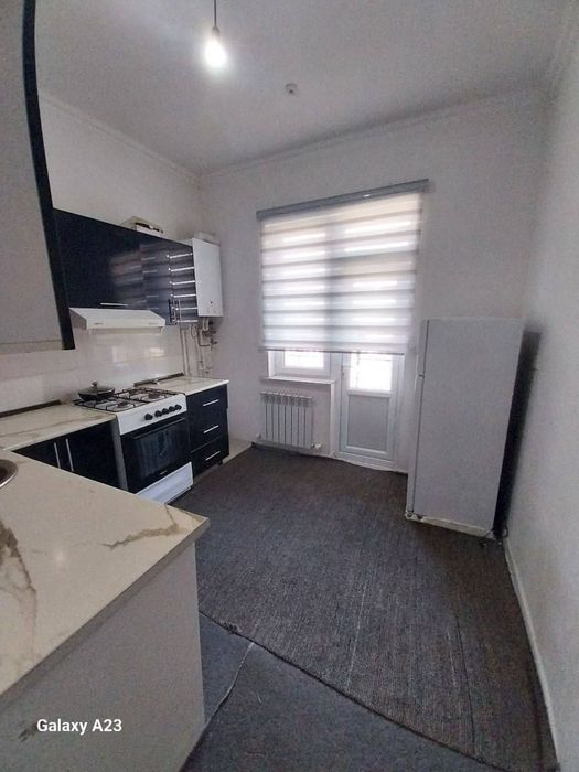 Buyuk ipak yoʻli metrosi yonida 1 xonali kvartira ijaraga beriladi