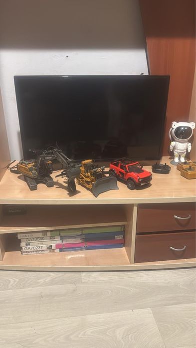 Продам телевизор