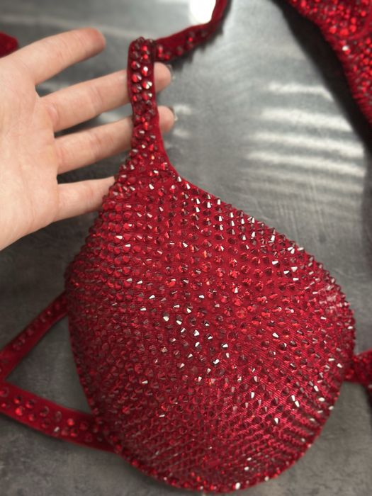 Продам купальник фитнес бикини