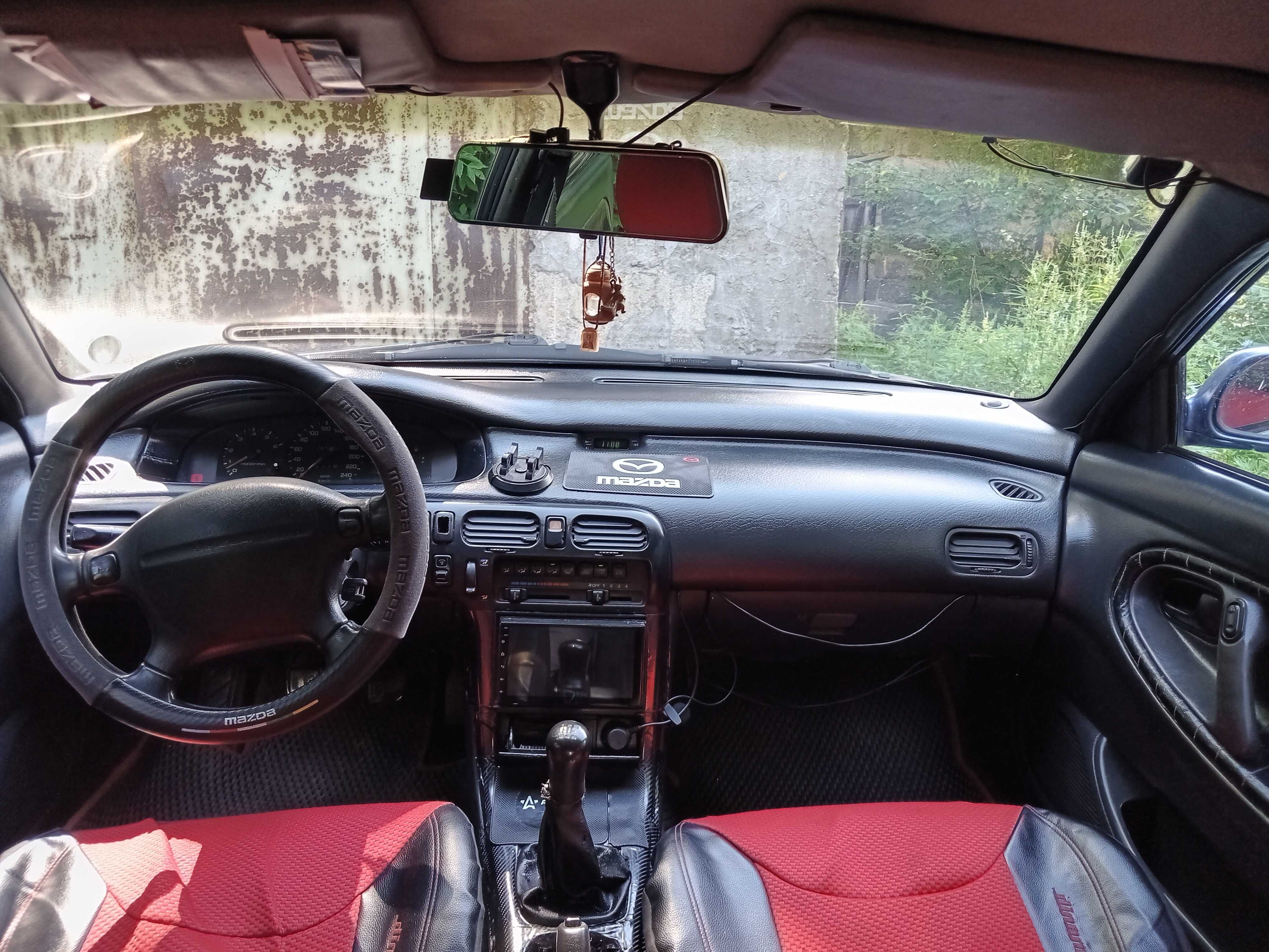 Продам Mazda Cronos