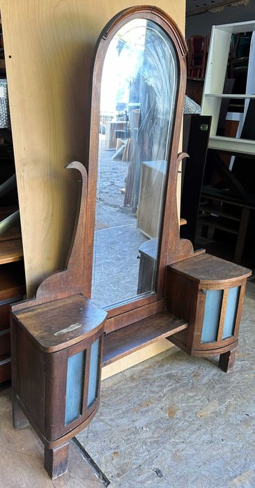 Toaleta de machiaj Vintage stil ArtDeco; Comoda cu oglinda
