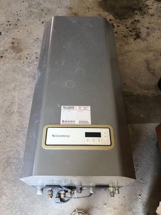 Centrală pe gaz cu boiler 80l Daalderop