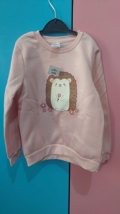 Ново яке/палто , размер 5-6г и Подарък Нова блуза