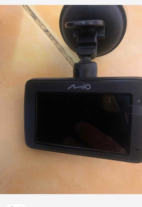 Camera video auto Mio MiVue 733 WIFI, GPS incorporat, Full HD