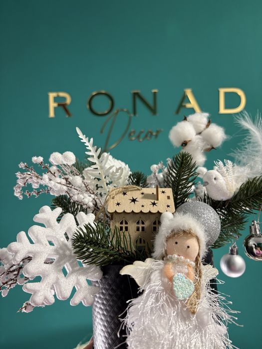 Aranjamente florale de Craciun handmade