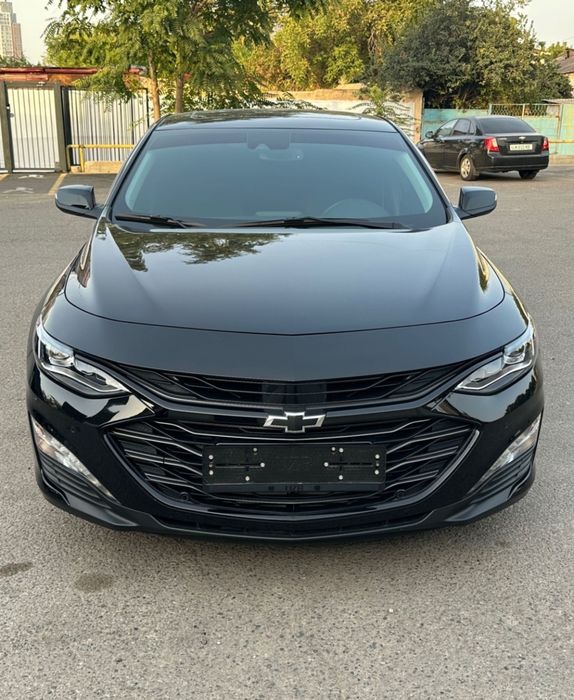 **Malibu XL qora rang 2025