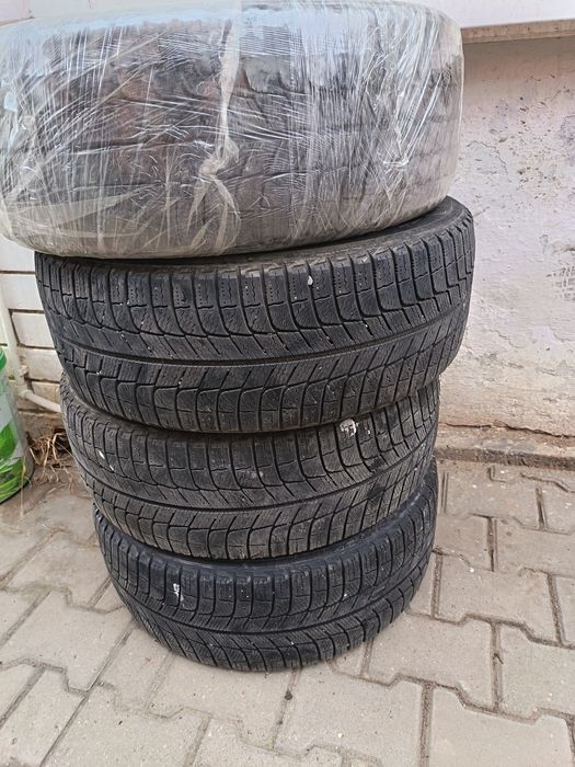 Продам отличном состоянии шины