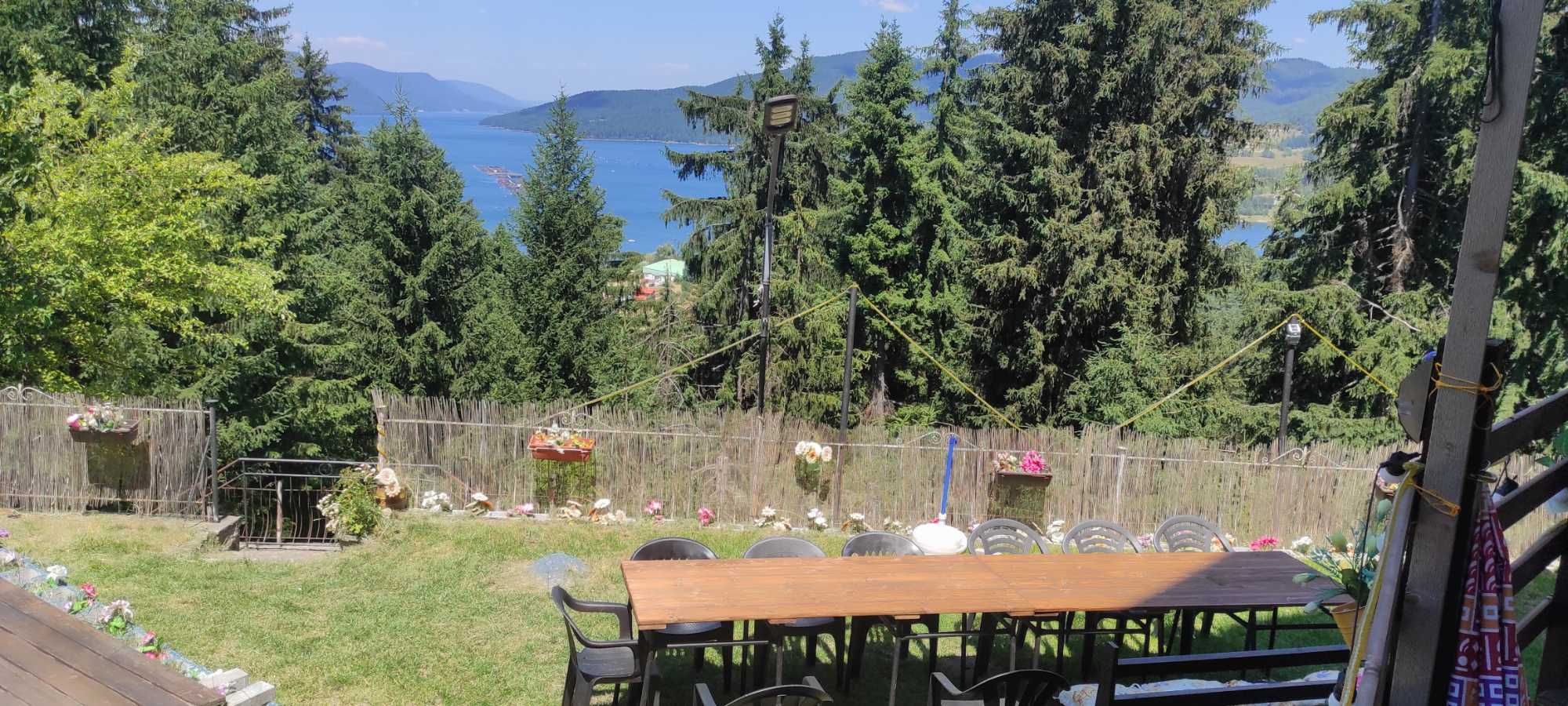 Заменям/продавам хотел,яз.Доспат