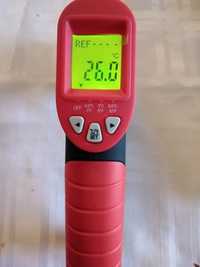 Безконтактен IR термометър