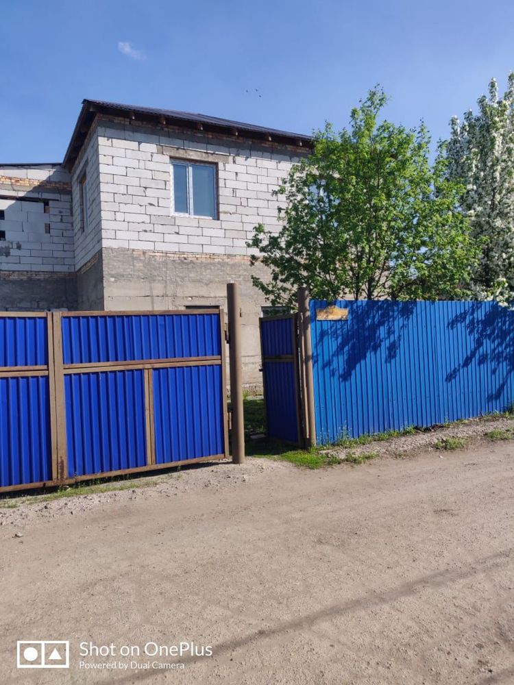 Продам дом двухэтажный