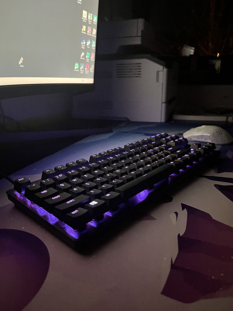 Hutsman V2 Tenkeyless