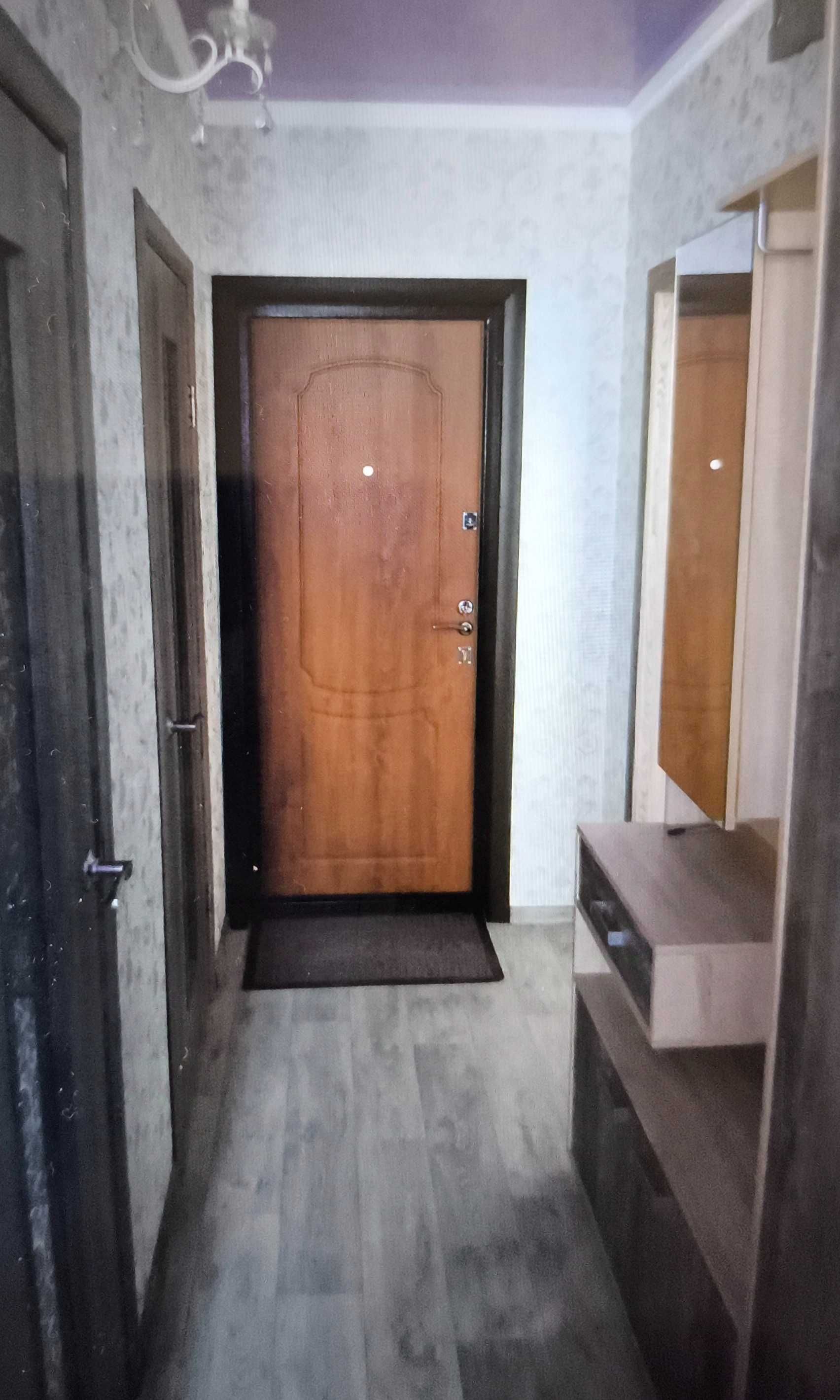 Сдам 1 ком. кв. в 4 мкр.