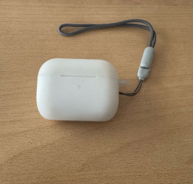 Продам аирпотс в отличном состоянии