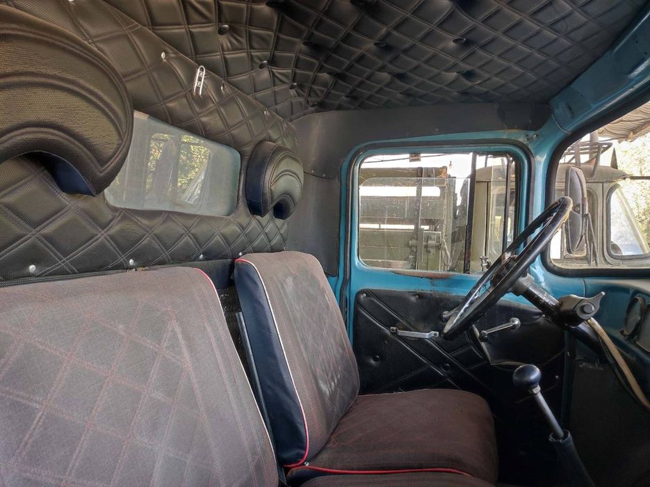 Zil mashina samasval  holati yahshi