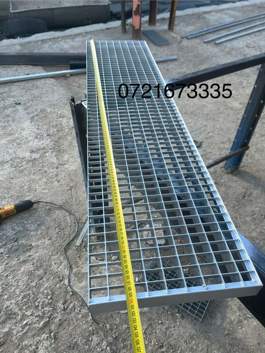 Grilaje zincate trepte zincate