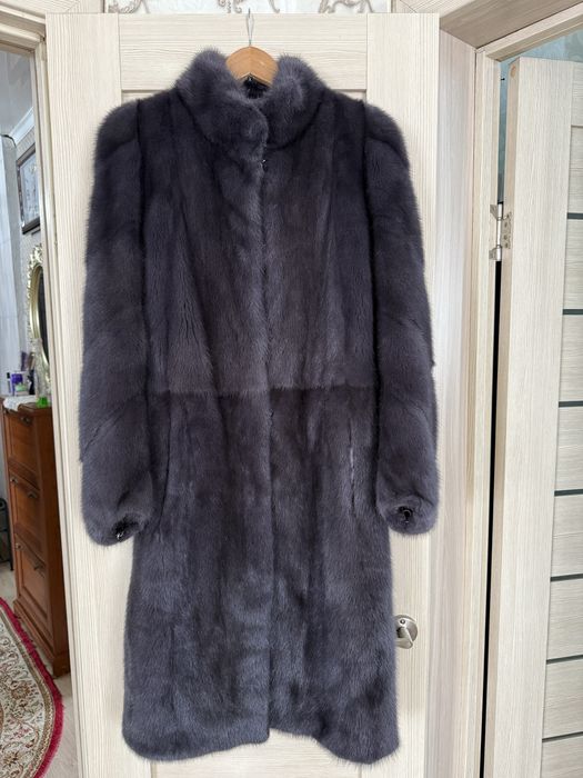 Норковая шуба в идеальном состоянии