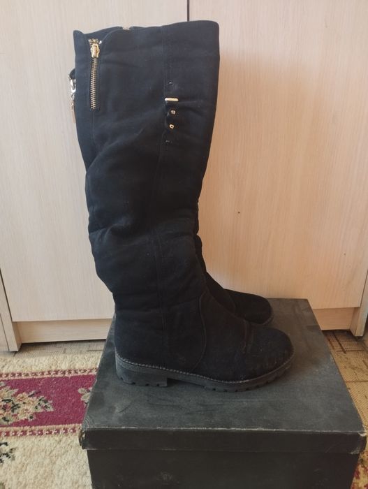 Продам обувь сезон зима-весна