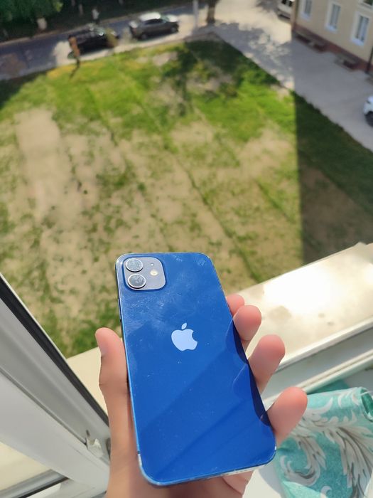 iPhone 12 srocni kami yuq