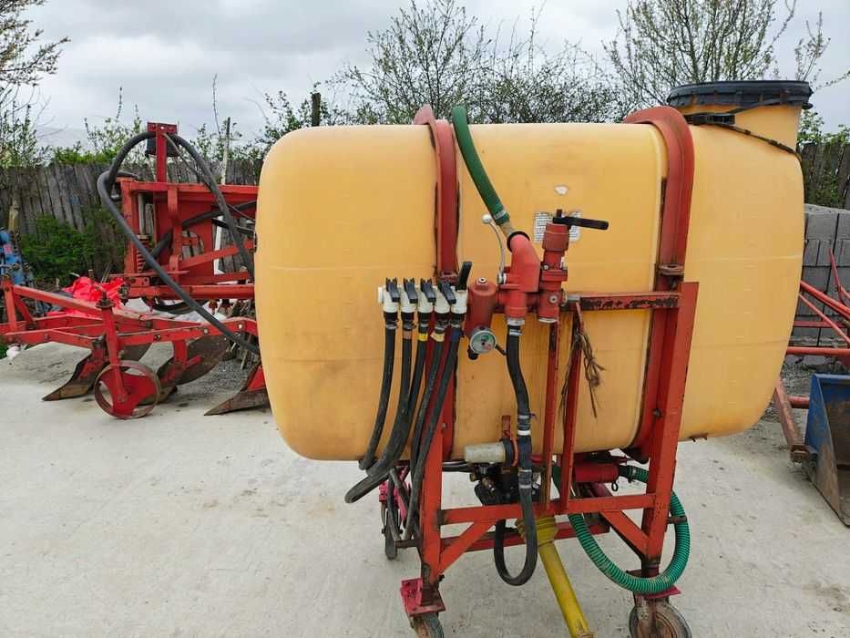 Met de erbicidat  Holder 600 litri, lanci 12m