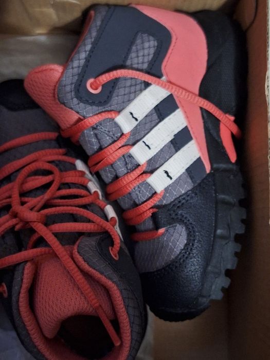 Маратонки 23 номер adidas