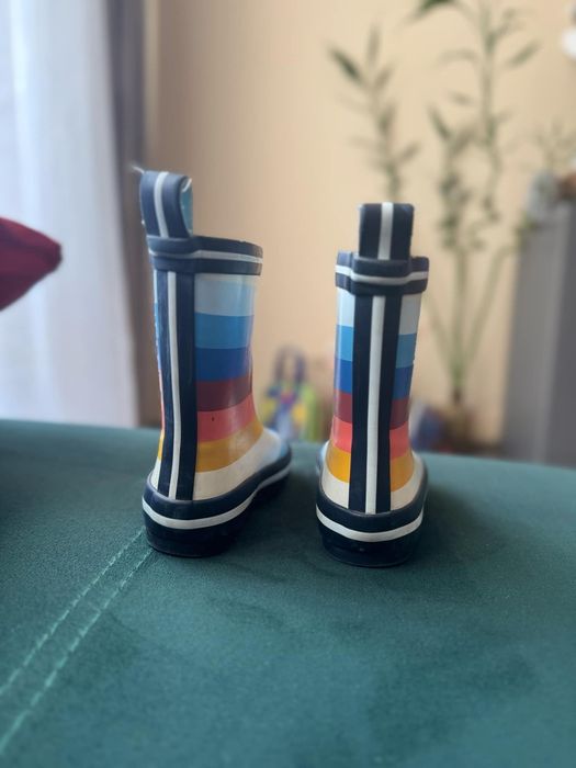 Гумени ботушки а