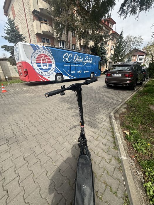 Vând trotinetă electrica  !!!