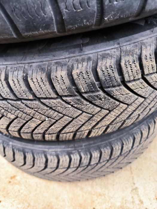 Roti+anvelope iarna R15