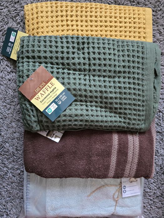 Нови хавлии и пончо р. 2-4г