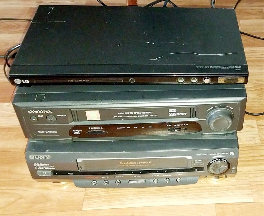 Продам видик Самсунг и Сони DVD/LG