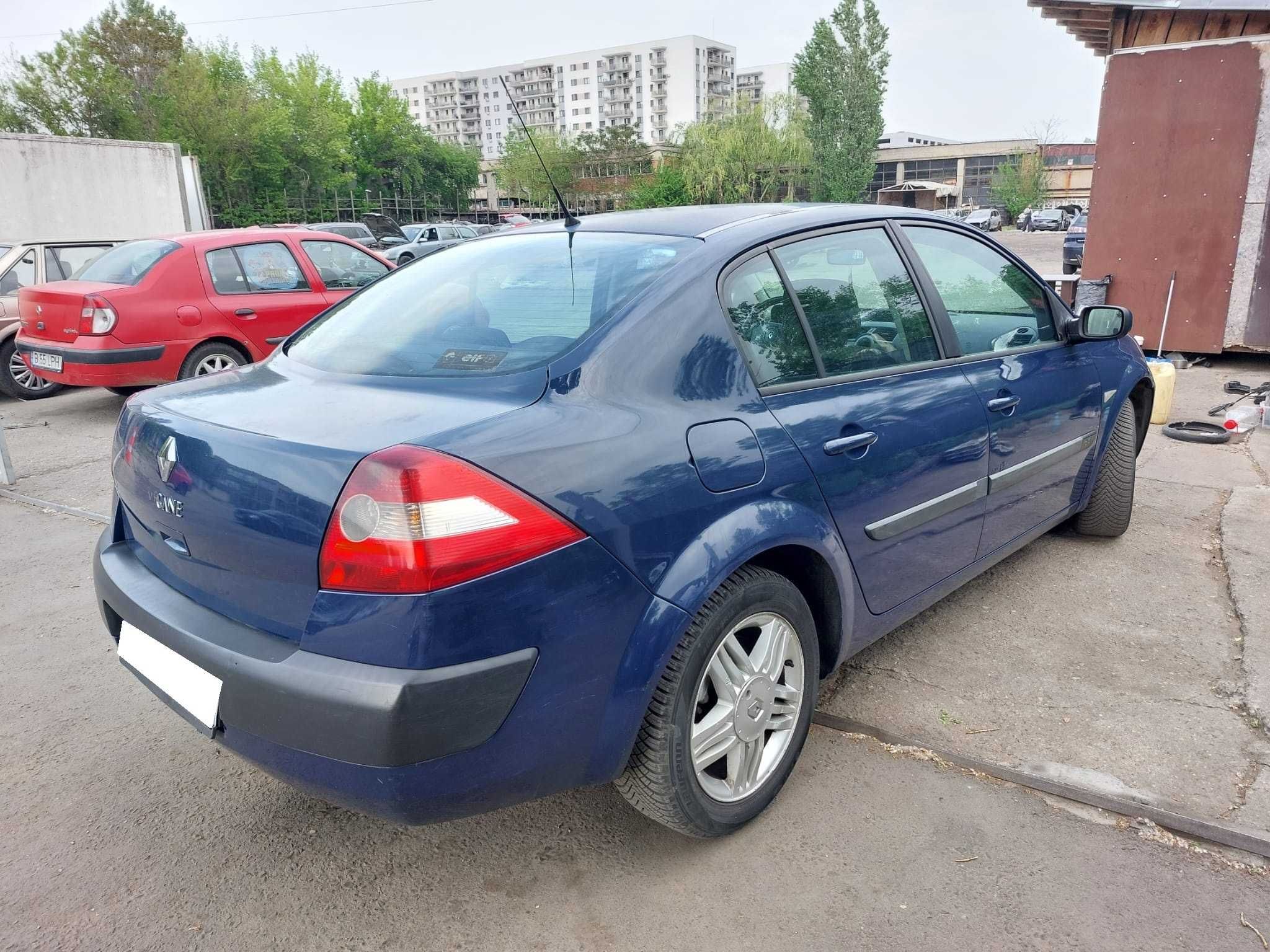 Dezmembrez Renault Megane 2 1.5D EURO 3 Din 2005