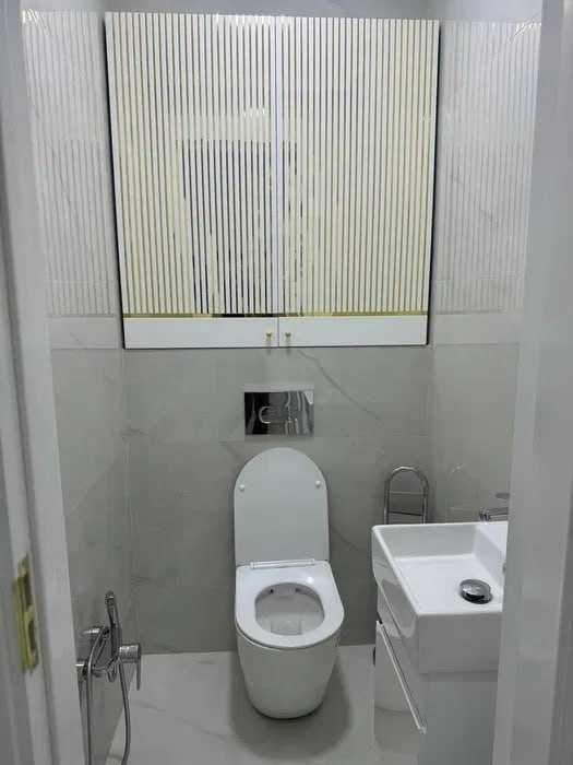 Срочно сдается 3х комнатная квартира рядом метро Дружба народов 306*