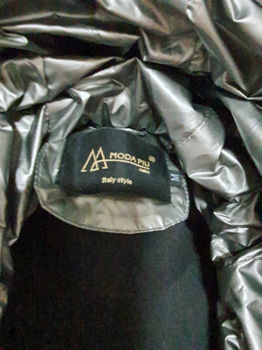 Geaca model de lux italian,gluga din blana naturala, umplutura fulgi