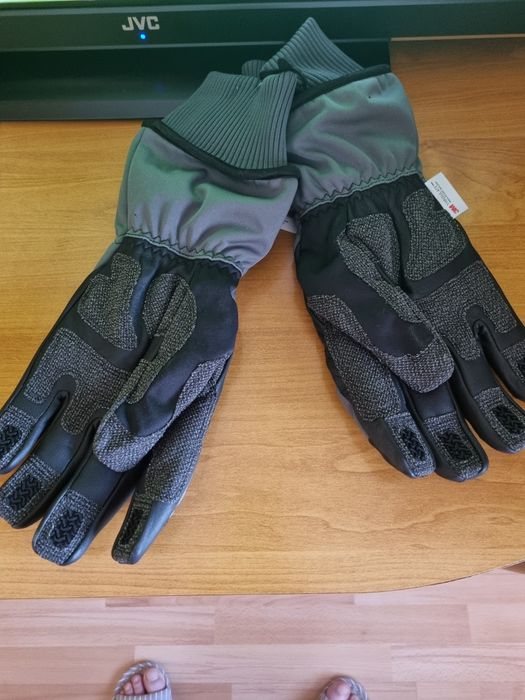 Vand manusi de iarna Guide noi